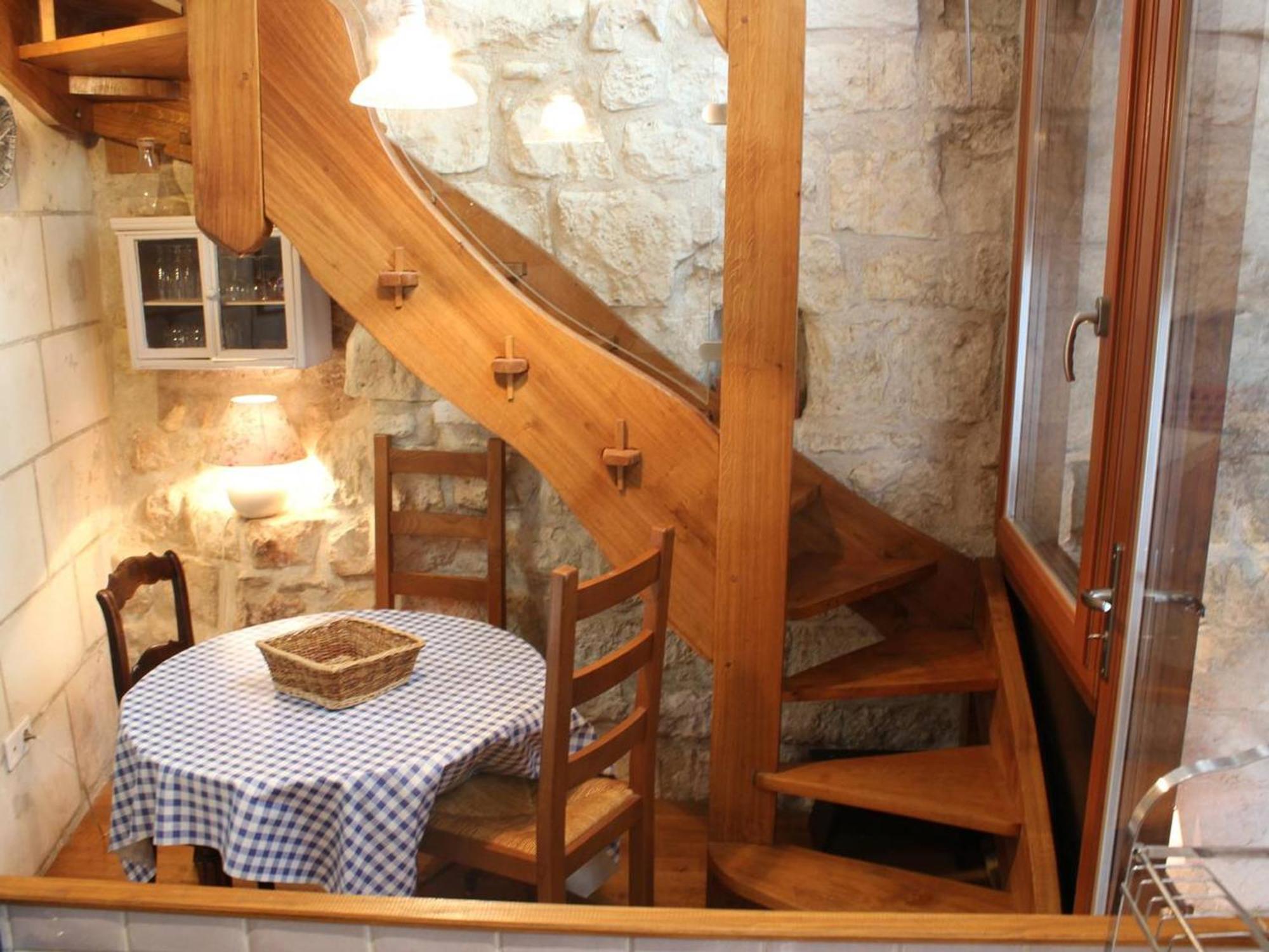 Location Unique En Ville, 3 Niveaux Avec Cave Voutee Et Troglodytique, Charme Et Authenticite En Touraine - Fr-1-381-162 Loches Eksteriør billede